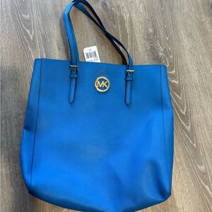 Michael Kors heritage  Blue Jet Set Large Travel Tote new with tag